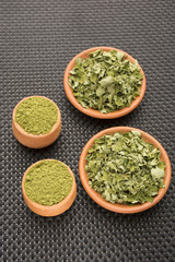 
Moringa oleifera, leaves and dust