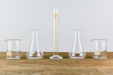 Chemical laboratory glassware