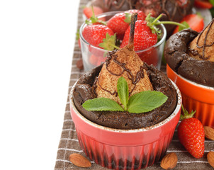 Baked pear in chocolate