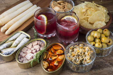 Vermouth with tapas