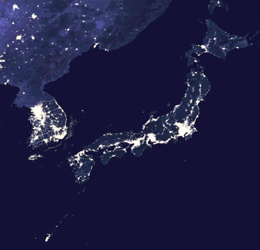 Blick auf Japan und Korea in der Nacht - Elements of this image furnished by Nasa