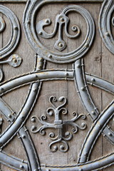 ROCHESTER, UK: Close-up on Rochester Cathedral western entrance door