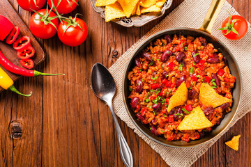 Mexican nachos with chili con carne
