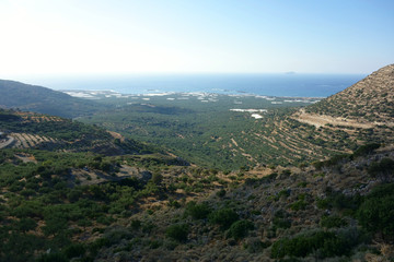 Fototapeta na wymiar Coastline between Platanos and Sfinar, E4 European long distance hiking path, Crete, Greece