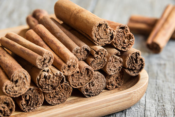 Cinnamon sticks