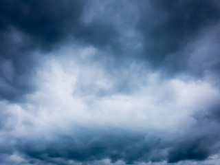 Obraz premium dark cloud on rainy day