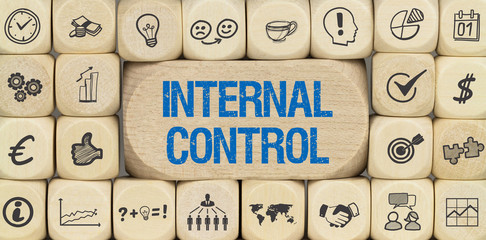 Internal Control / Würfel mit Symbole
