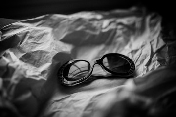 Sunglasses in Paper