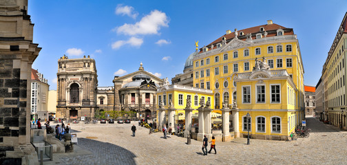 Lipsiusbau und Coselpalais, Dresden, Sachsen, Deutschland, Europa © Torsten Becker