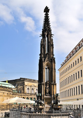 Cholerabrunnen, Zwinger und Taschenbergpalais, Dresden, Sachsen, Deutschland, Europa