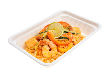 Noodles with shrimp and vegetables.