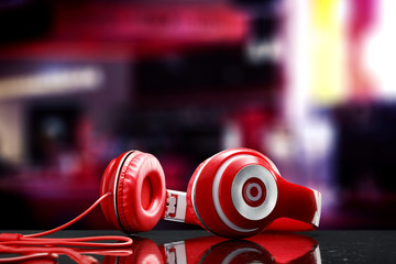 red headphones 