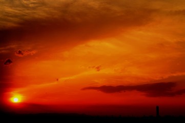 幻想的なスジ雲