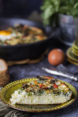 Frittata with potatoes, nettles and pepper