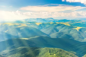 Fotobehang Landschap met groene heuvels © Pavlo Vakhrushev