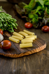 Pasta, asparagus and other vegetables