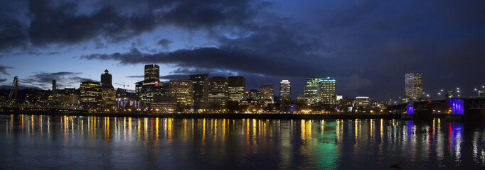 Fototapeta na wymiar Portland Night Panorama