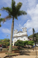 Parque principal. Buriticá, Antioquia, Colombia