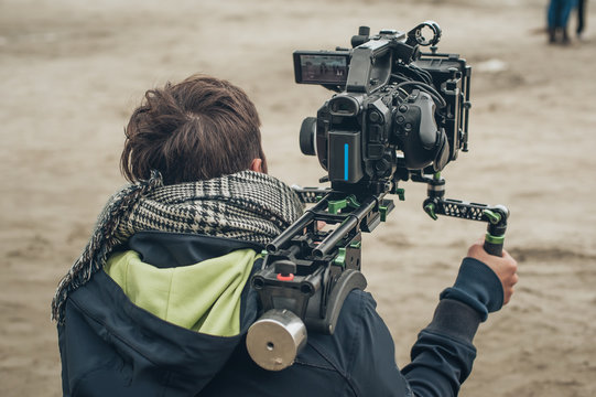 Top 6 Best Cinema Cameras for Professional Filmmakers