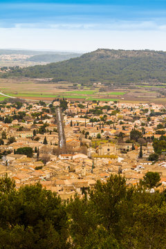 ville de Calvisson en France