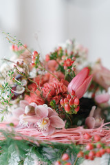 Obraz na płótnie Canvas Bridal bouquet with spring flowers in pink