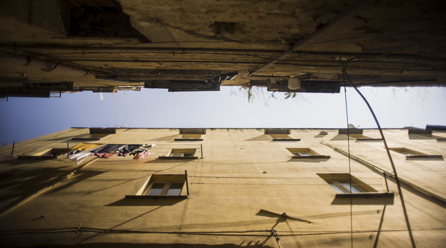 Cielo entre edificios