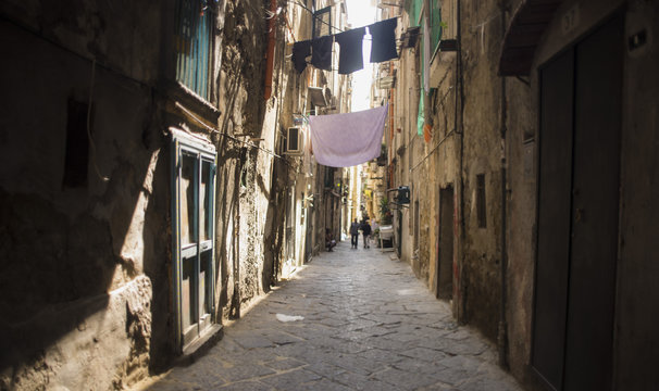 Calle ropa tendida