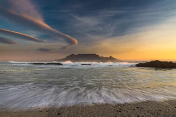Papier Peint photo Montagne de la Table Table Mountain beach sunset