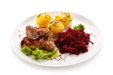 Grilled meat with potatoes