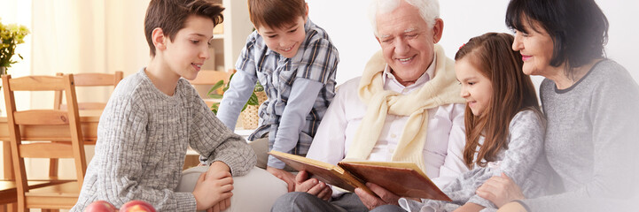 Grandparents and memories © Photographee.eu