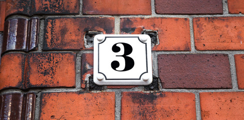 Hausnummer 3