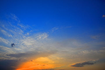 幻想的な夕焼け空