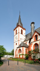 Fototapeta na wymiar Katholische Pfarrkirche St. Martin, Bingen, Unesco Weltkulturerbe Oberes Mittelrheintal, Rheinland-Pfalz, Deutschland, Europa
