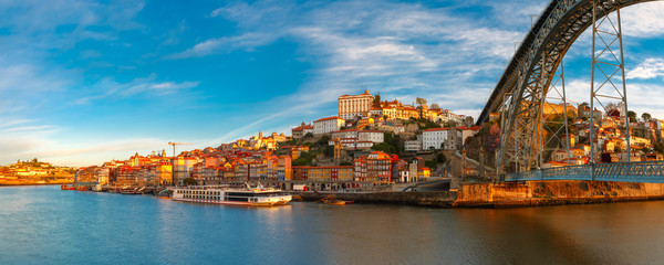 Panorama of Douro river, Ribeira and Dom Luis I or Luiz I iron bridge in the sunny morning Porto, Portugal. - obrazy, fototapety, plakaty