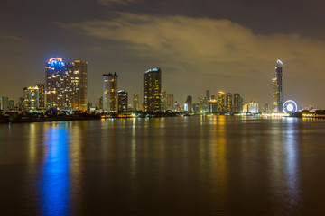 Fototapeta na wymiar Bangkok City Night view from Bangkok bridge