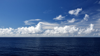Obraz premium Clear morning in Atlantic