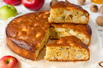 Honey walnut apple pie