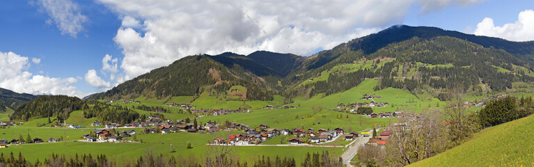 Fototapeta na wymiar Panorama in Reitdorf bei Flachau