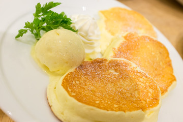 Fluffy Japanese Soufflé Pancakes with Vanilla Ice Cream