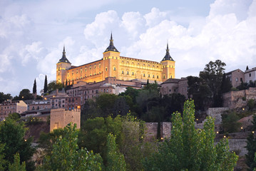 Fototapeta na wymiar Toledo at twilight, Spain old town city skyline.