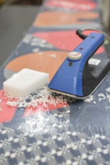 スノーボード板のワックス