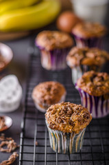 Banana wholegrain muffins