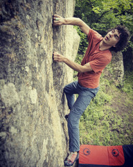 Climber to climb a big wall.