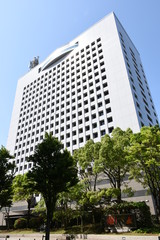 日本・横浜市の都市景観（神奈川県警察本部）