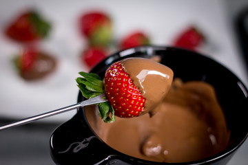 Fresh Strawberry with chocolate fondue - 151827075