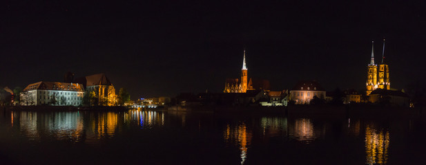Fototapeta premium Landmarks of Wroclaw at night, Poland
