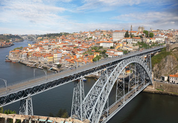 Dom Luis I bridge in Porto, Portugal