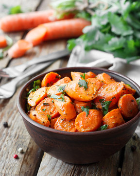 Caramelized carrots with cilantro