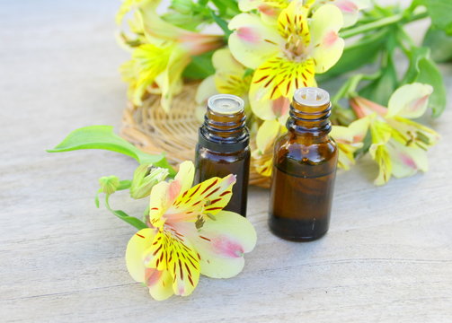 huile essentielle bio ,fleur ,aromathérapie 