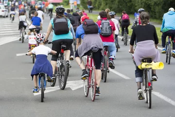 Keuken foto achterwand Fietsen Group of cyclist during the street race